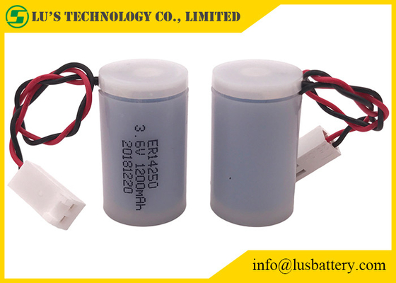 batteirs de la taille ER14250 3,6 V 1200mah lisocl2 des batteries 1/2AA avec le boîtier en plastique pour doser