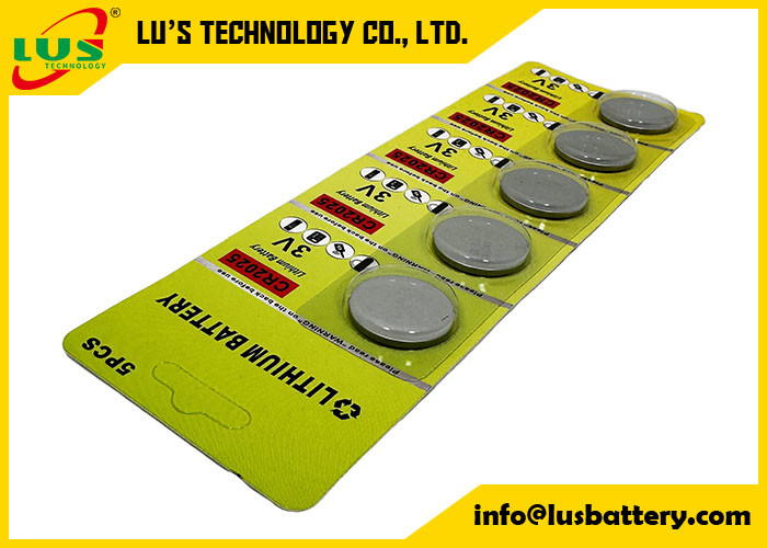 Pack de cinq piles au lithium 2025 à 3 volts pour pièces IEC CR2025 Remplacement de: 280-205, 5003LC, BR2025, DL2025, ECR2025
