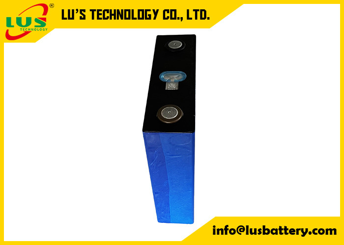 Cellule au lithium LiFePO4 Prismatique 3.2V 100Ah LiFepo4 batterie au lithium LFP Batterie rechargeable pour le stockage de l'énergie solaire